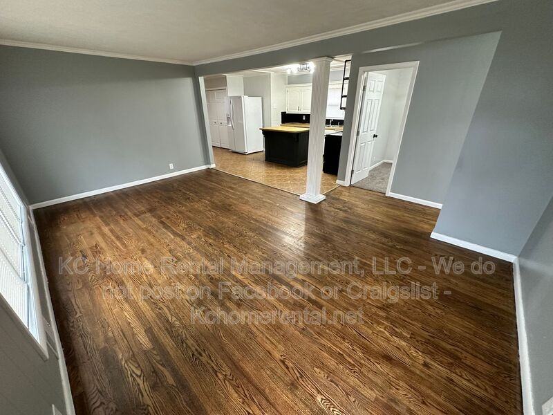 5016 Norwood Ave - Photo 5 of 45