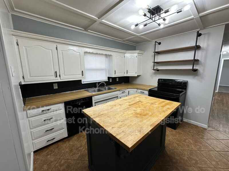 5016 Norwood Ave - Photo 7 of 45