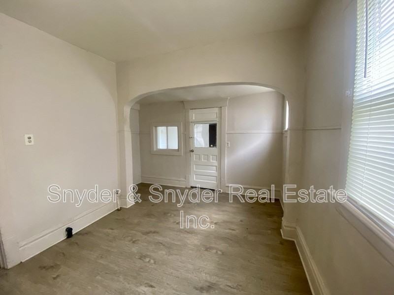 362 E South St - Photo 6 of 16