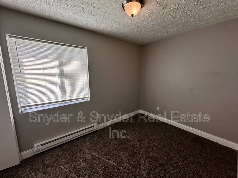 480 Massillon Rd #C - Photo 6 of 17