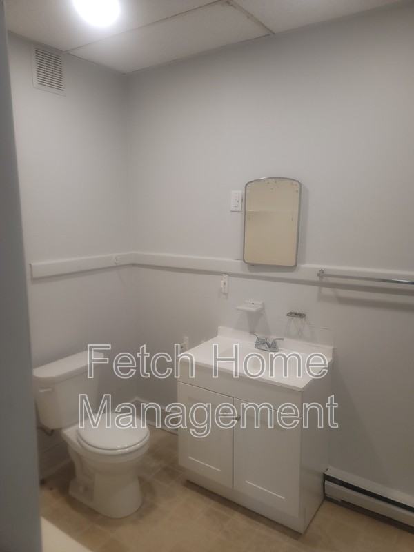 107 E Main St #6 - Photo 7 of 15