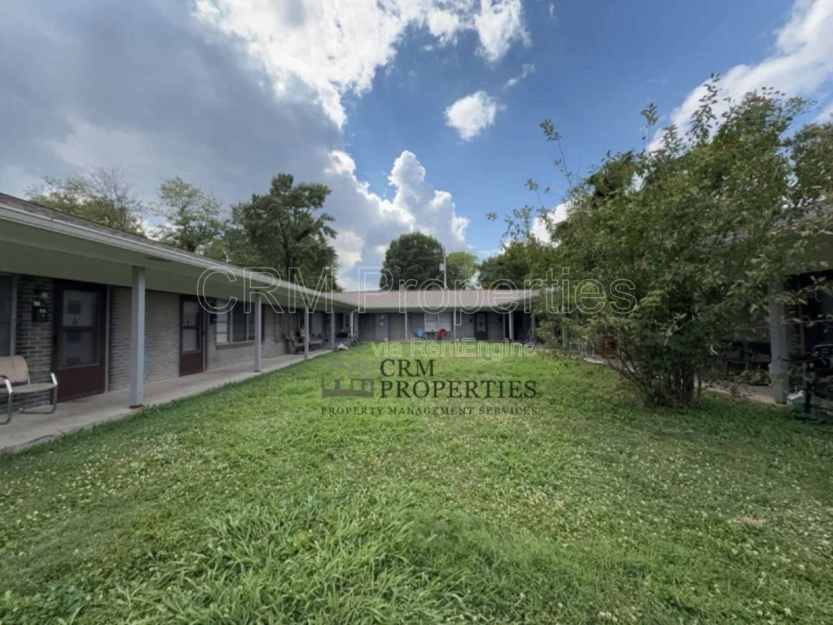 6134 Hillside Ave #10 - Photo 5 of 10