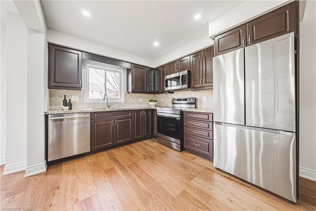 95 Windale Crescent - Photo 4 of 15