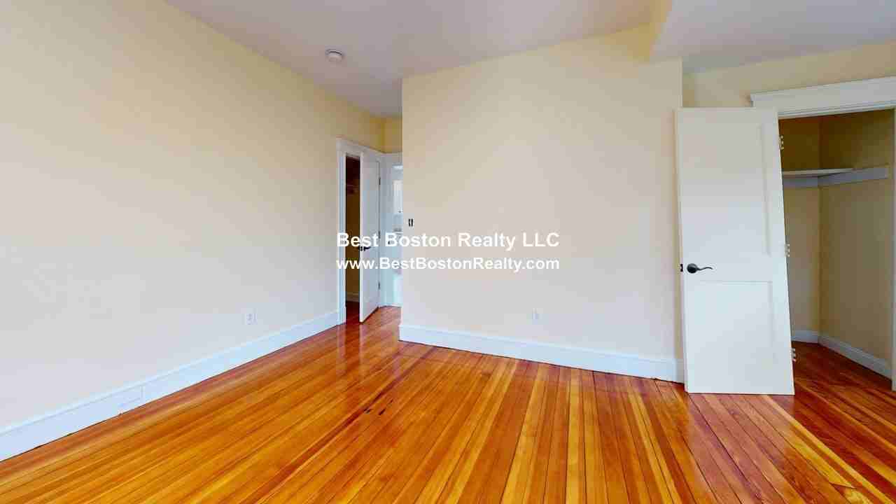 274 Belgrade Ave #2 - Photo 4 of 14