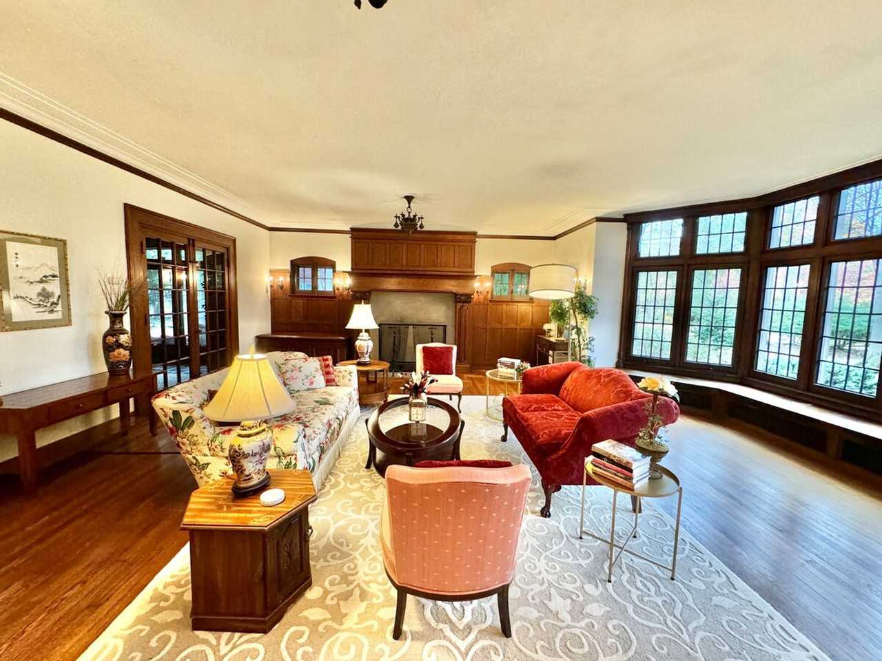 3085 Fairmount Blvd #1057685P - Photo 2 of 50