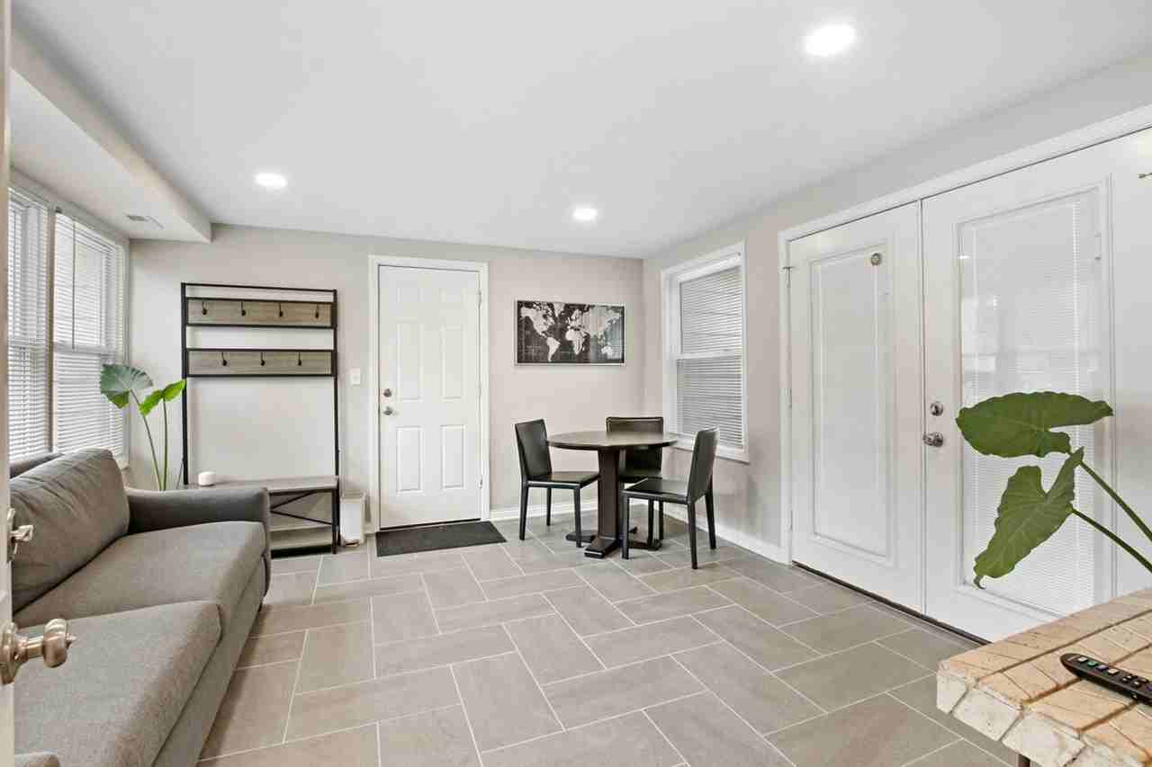1532 North Ave #1265540P - Photo 3 of 28