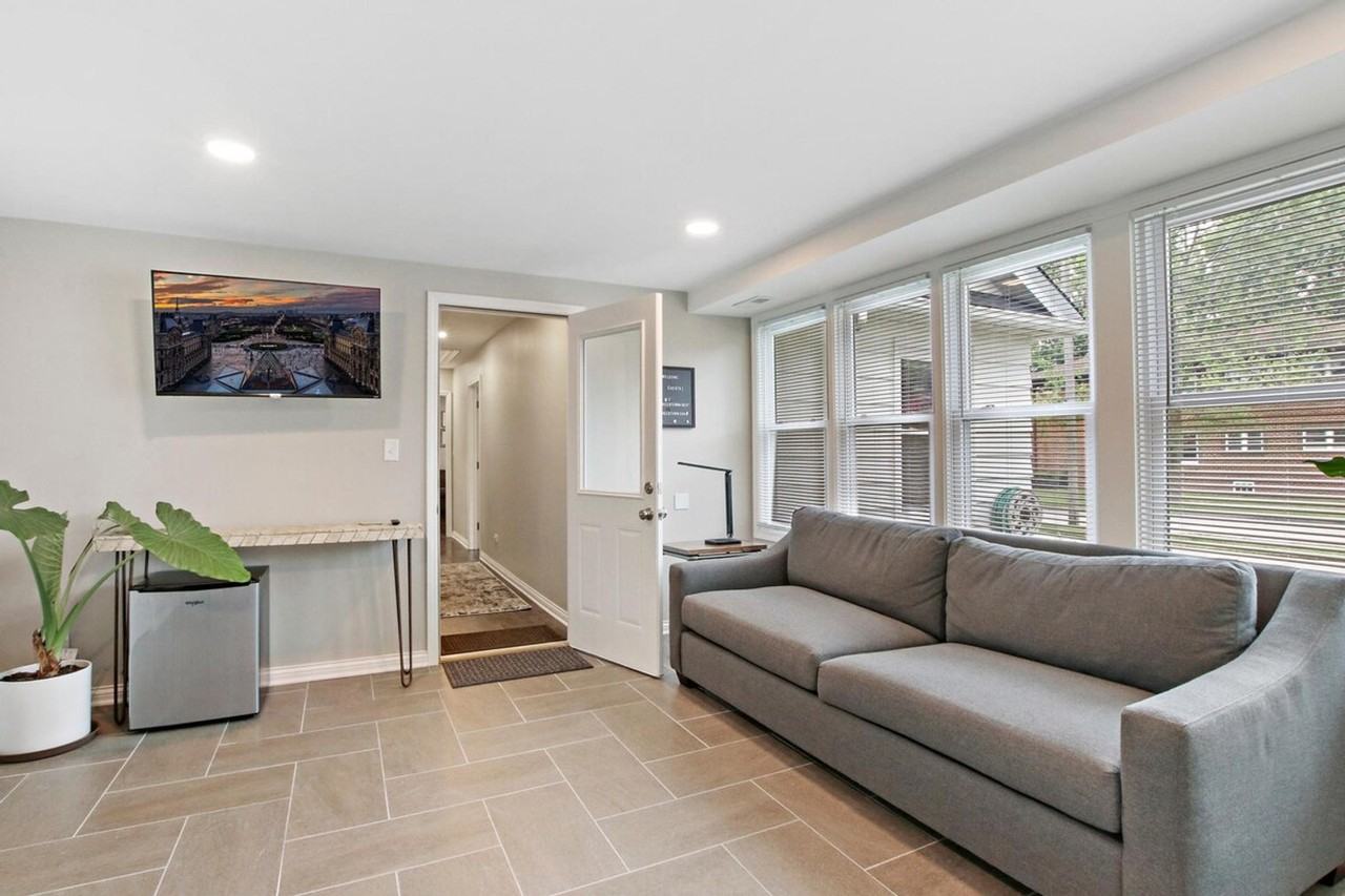 1532 North Ave #1265540P - Photo 4 of 28