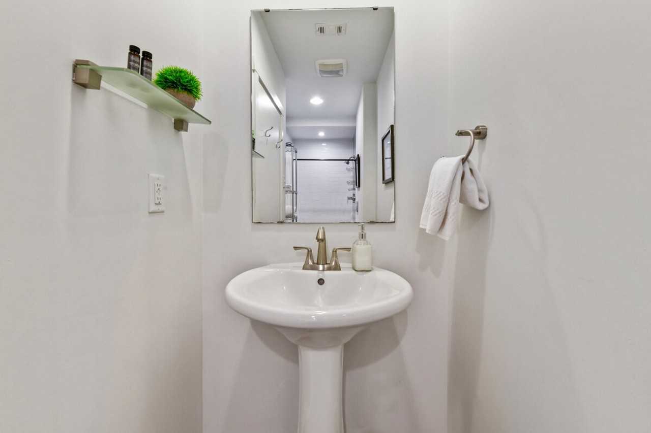 521 Saint Joseph St #1265379P - Photo 4 of 12