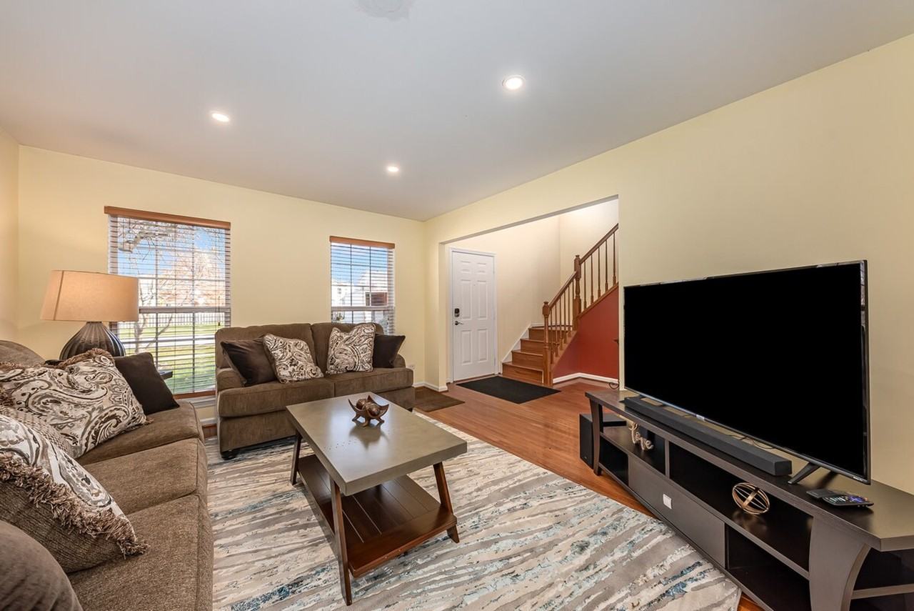 2483 Warm Springs Ln #1285076P - Photo 5 of 24