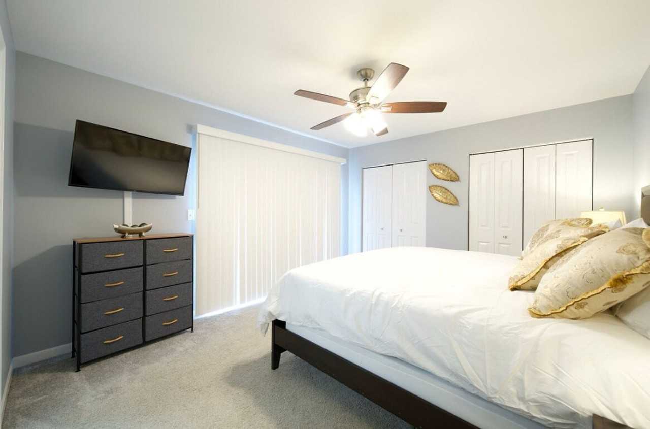 916920 Dean St #1285029P - Photo 6 of 17