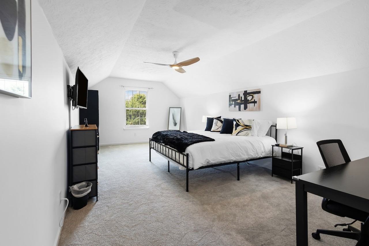 11179 Catalina Dr #1285075P - Photo 3 of 33