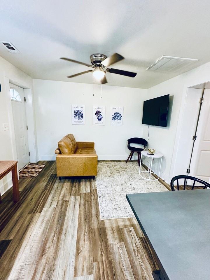 405 Cedar Lane Rd #1234788P - Photo 3 of 10