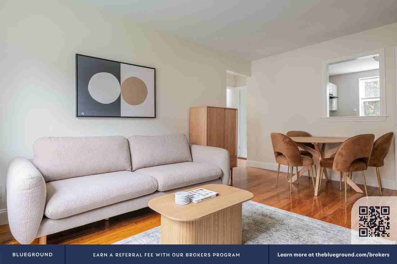 264 Harvard St #1275 - Photo 4 of 34