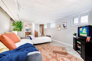 featured image of 5336 Northrup Ave