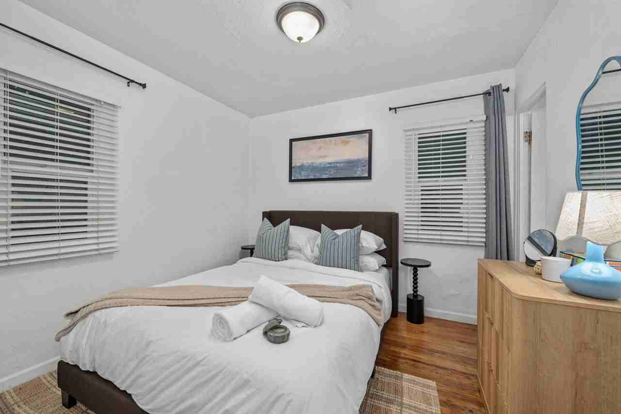 334 Langley St #1330861P - Photo 7 of 11