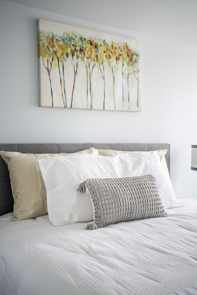 18 Yonge Street - Photo 6 of 36