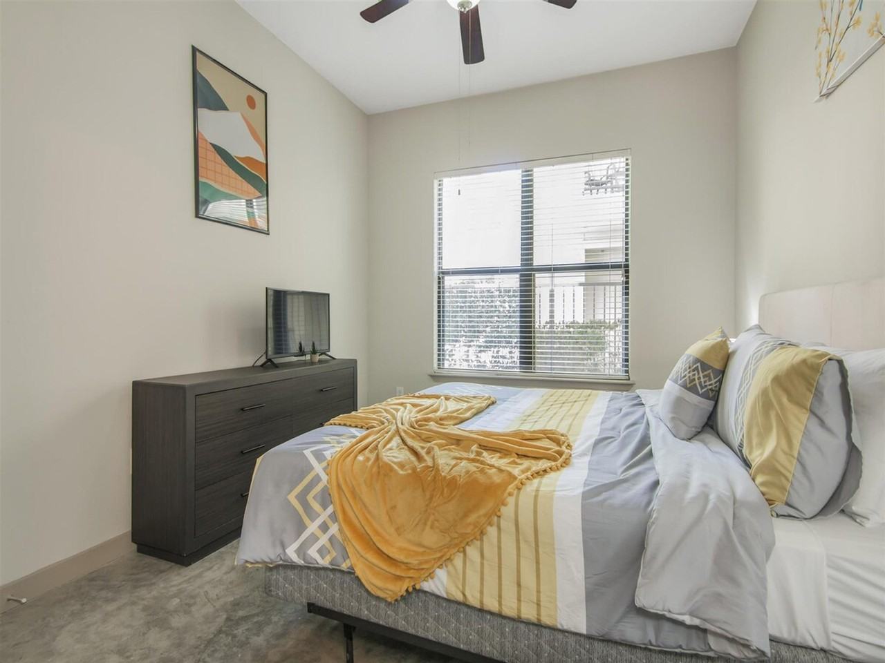 2344 Camden Dr #1359155P - Photo 7 of 20