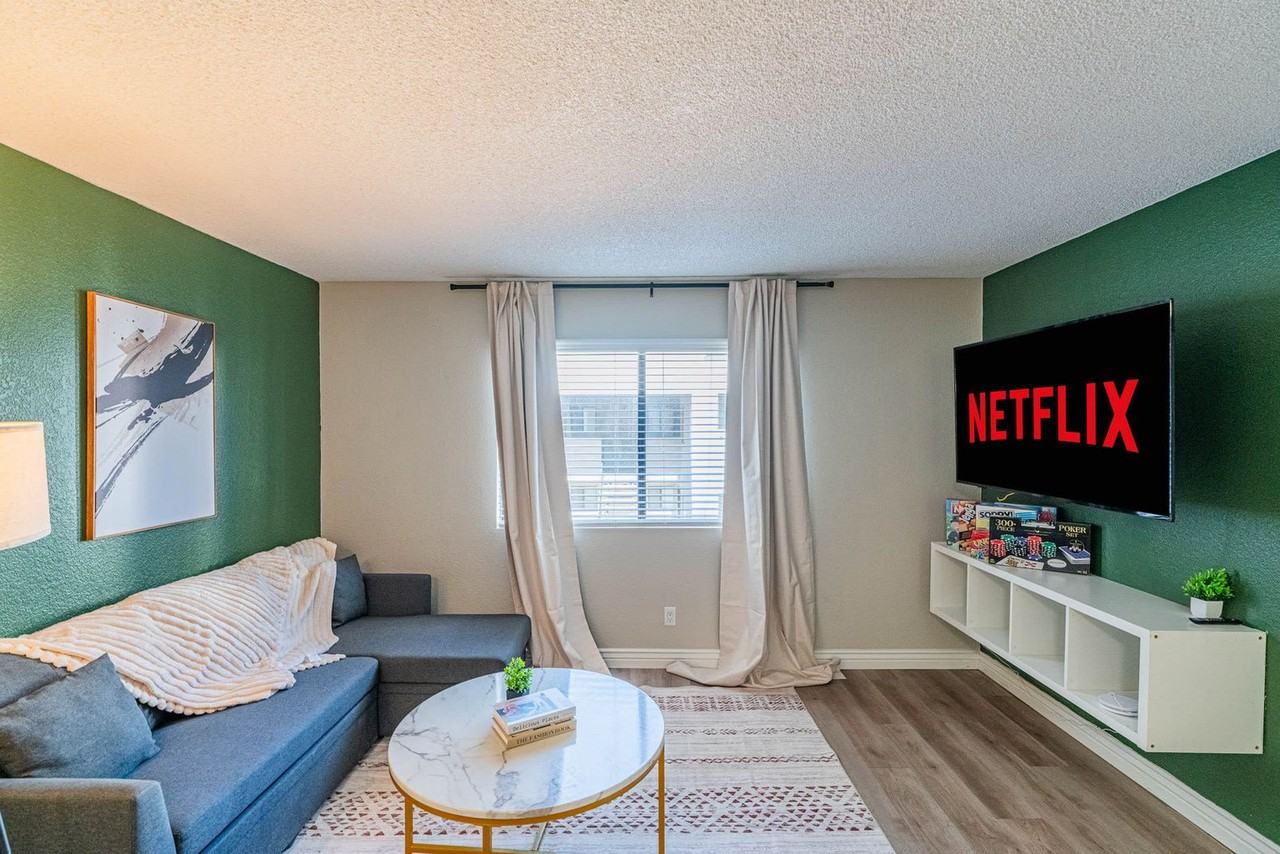 8550 E Mcdowell Rd #1374247P - Photo 2 of 38