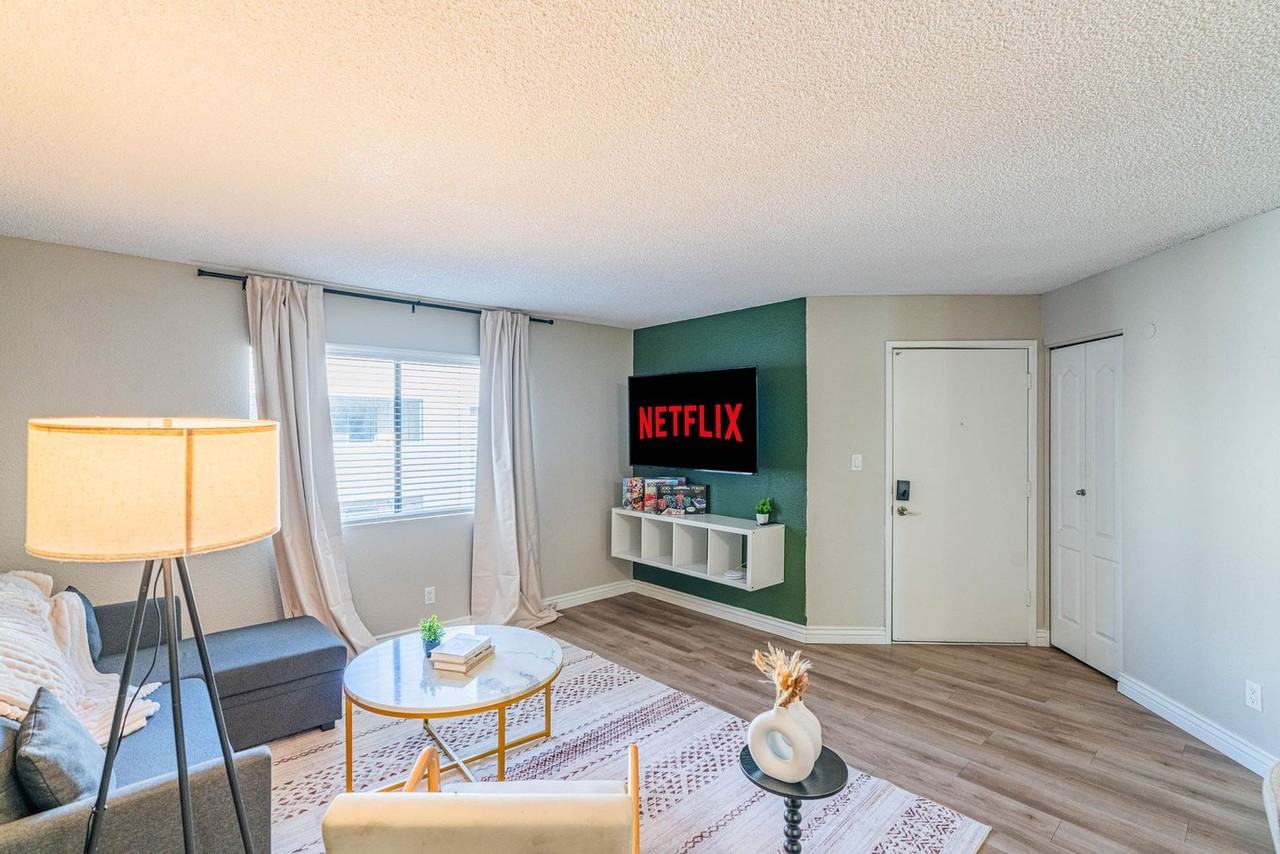 8550 E Mcdowell Rd #1374247P - Photo 4 of 38