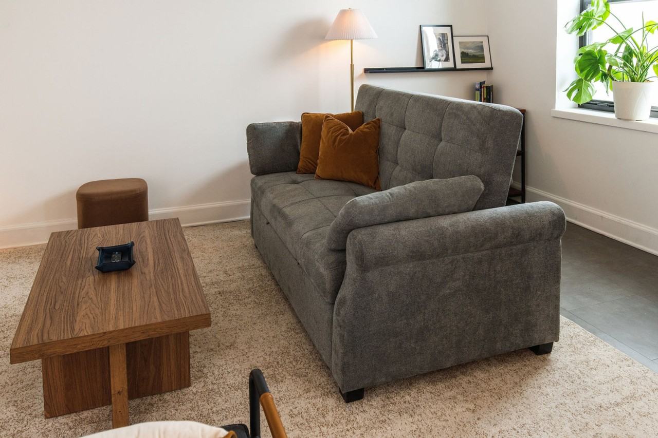 758 N Broadway #1379068P - Photo 3 of 21