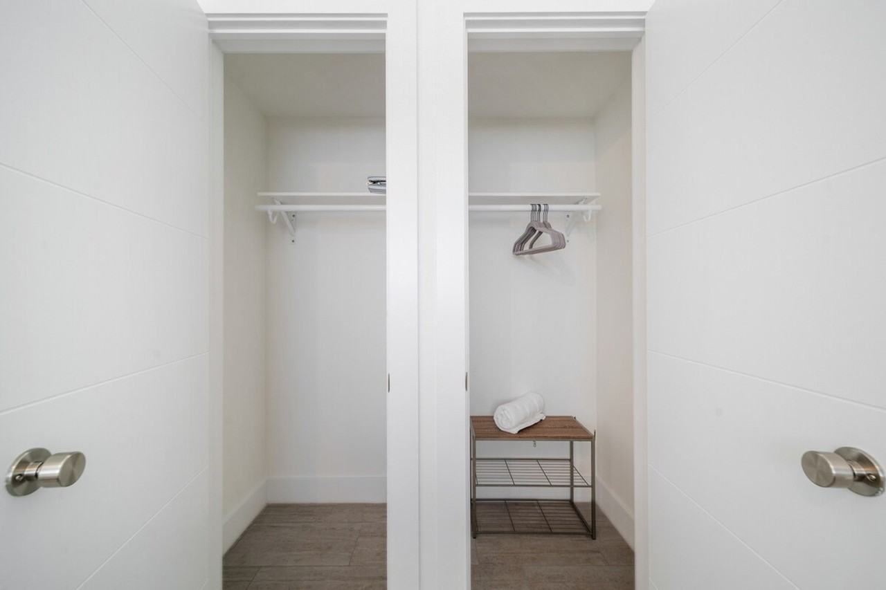 2110 Sw 16th St #1388877P - Photo 5 of 12