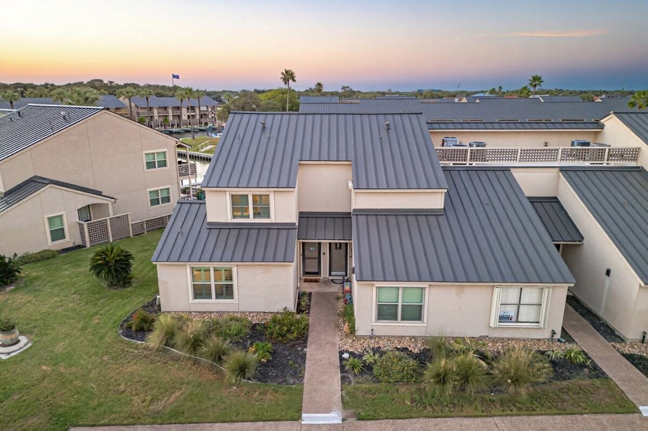 1902 Bayhouse Dr #1295595P - Photo 7 of 50