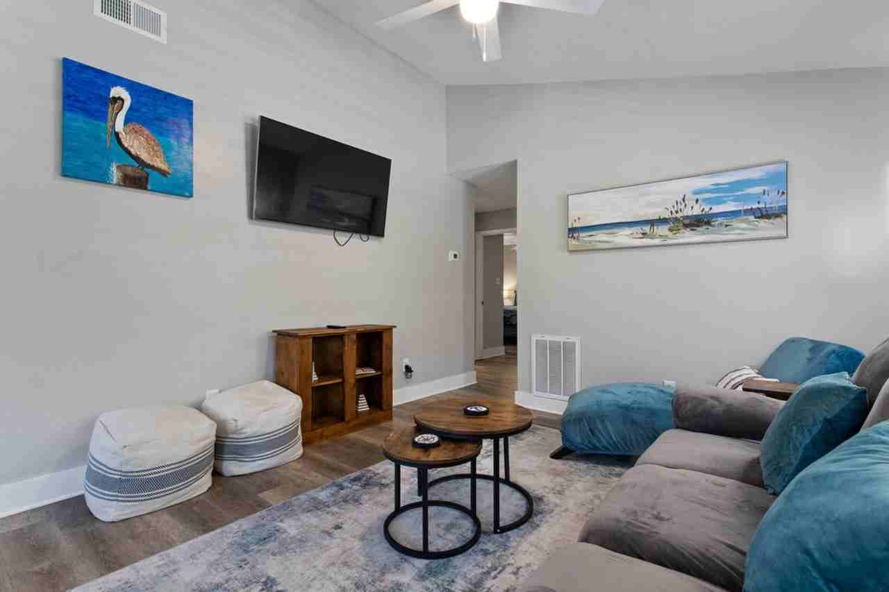 6733 Mary St #1491689P - Photo 3 of 26