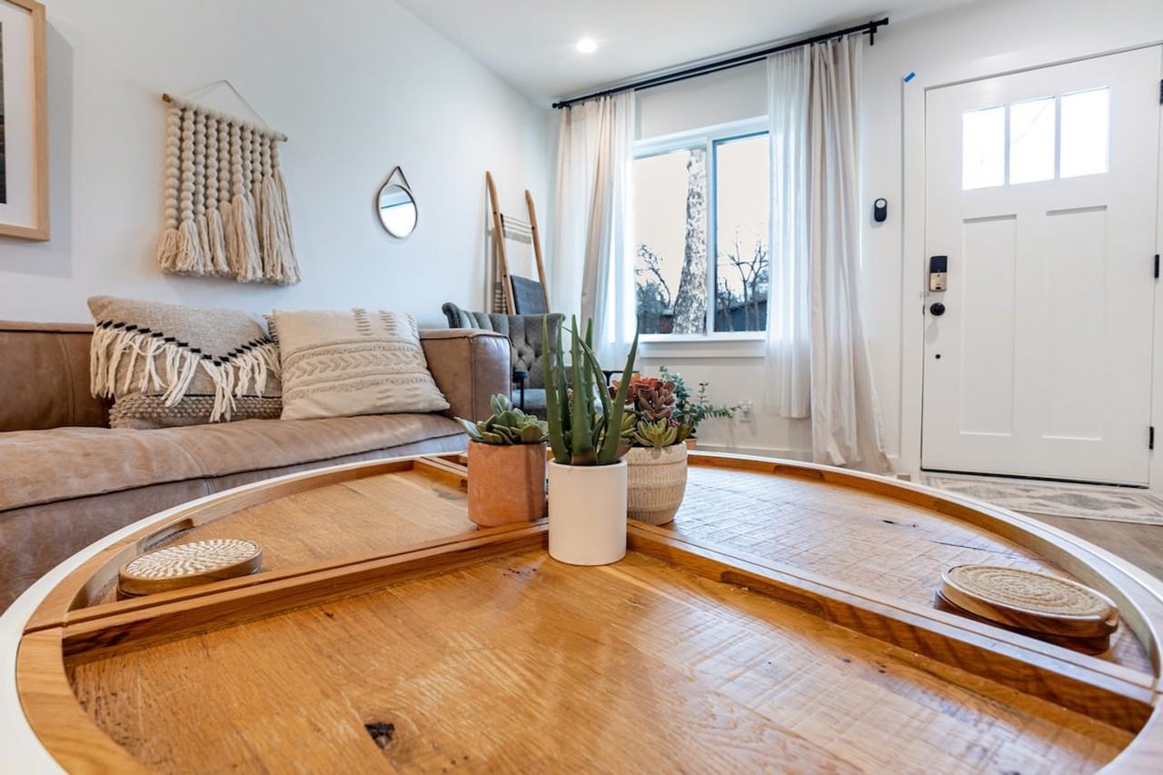 1613 Berene Ave #1501454P - Photo 4 of 36