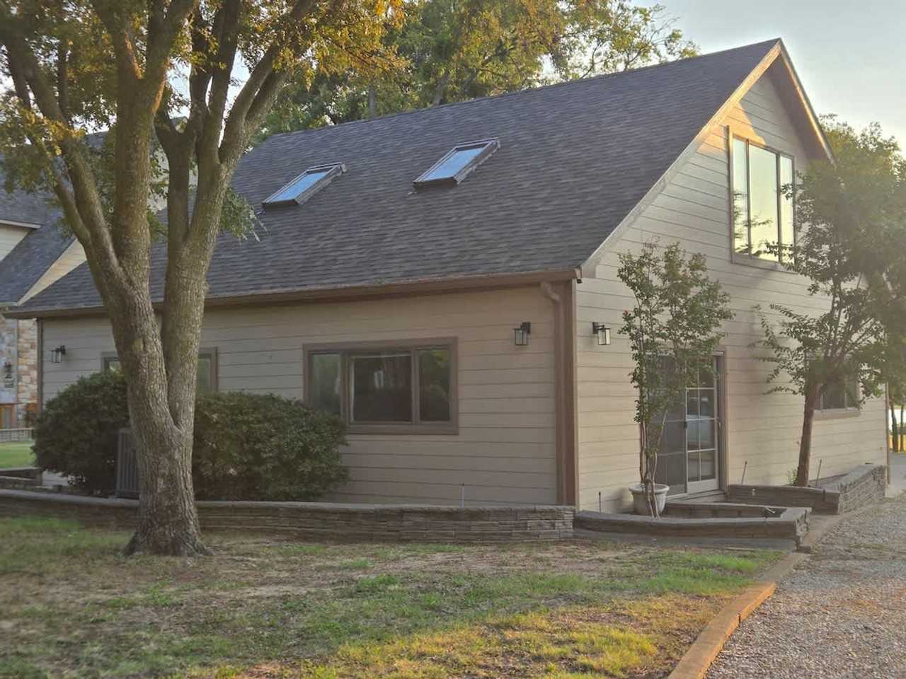 1207 Shahan Prairie Rd #1507336P - Photo 4 of 33