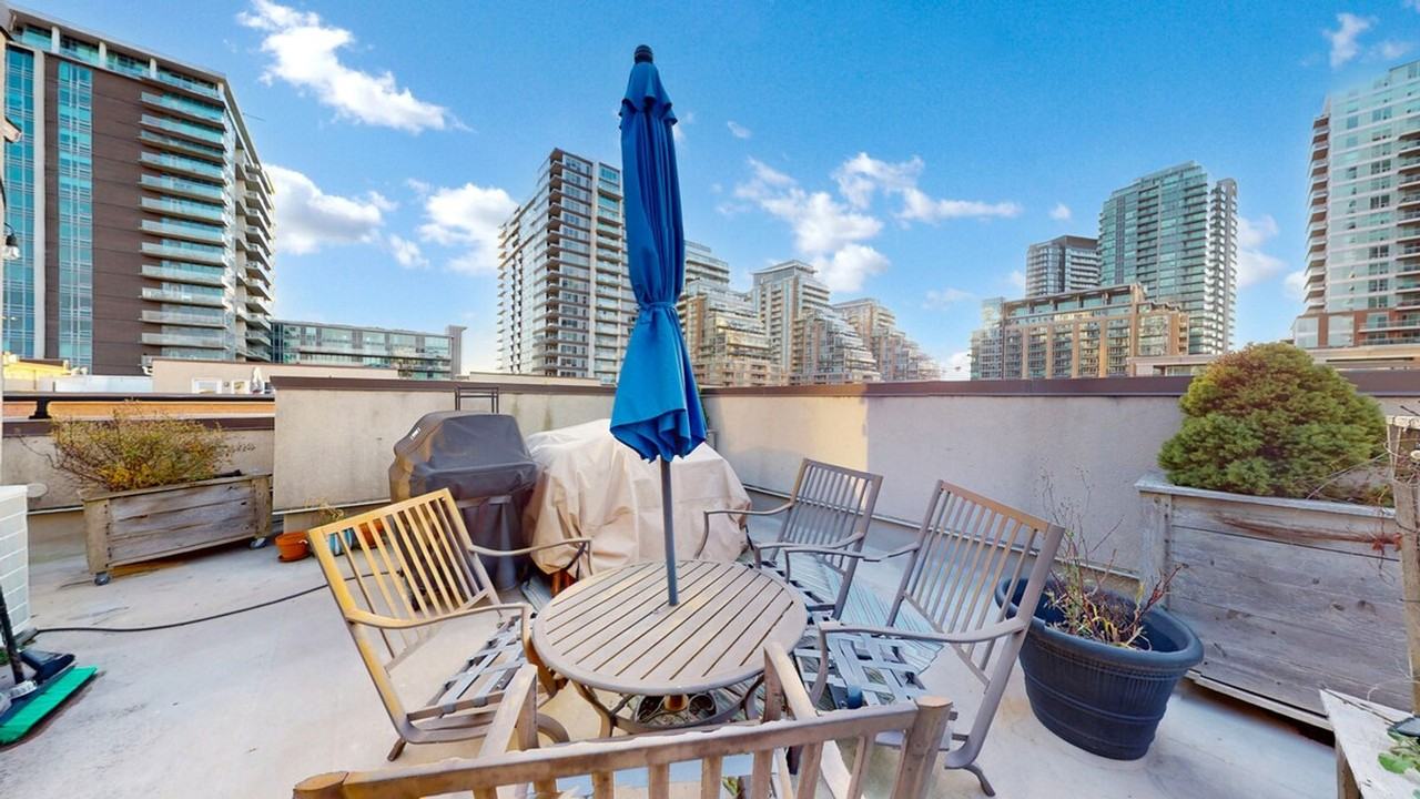 30 Western Battery Rd #1504459P - Photo 4 of 40