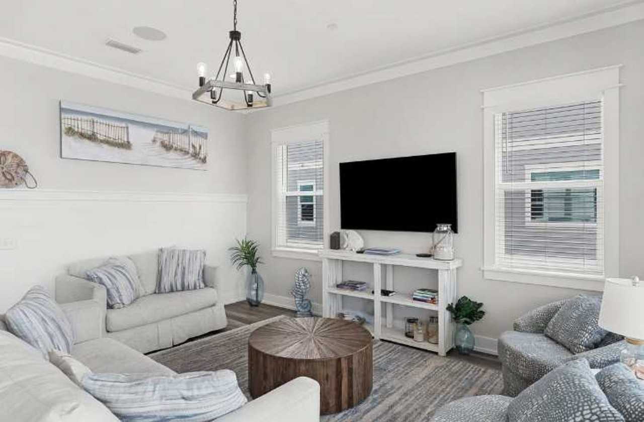 157 S Arnold Rd #1511643P - Photo 3 of 50