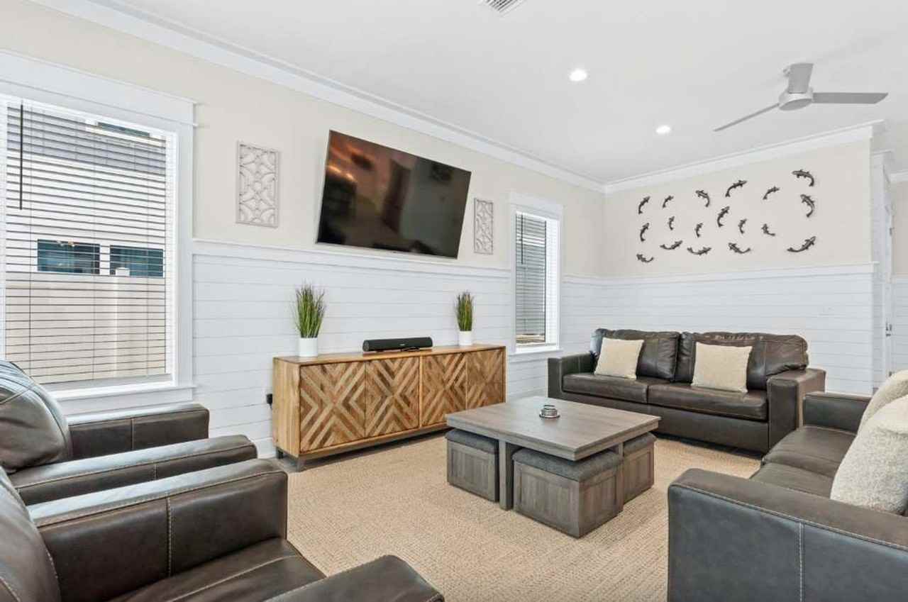 322 E Lakeshore Dr #1511644P - Photo 3 of 14