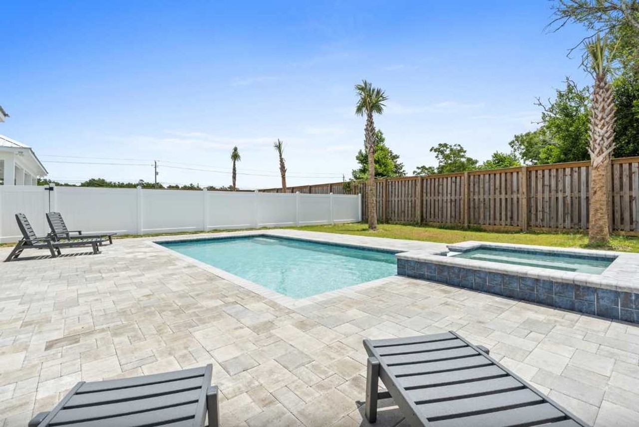 322 E Lakeshore Dr #1511644P - Photo 6 of 14