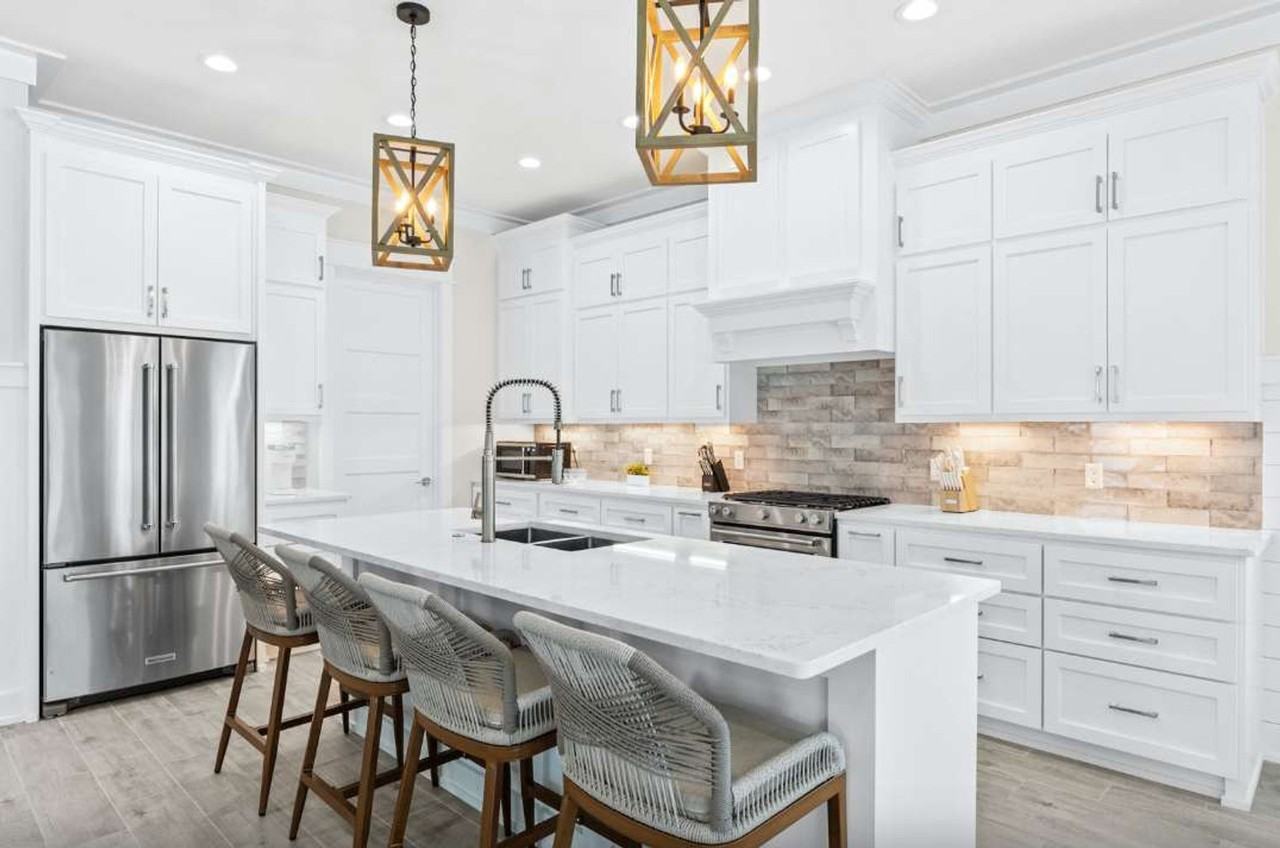 322 E Lakeshore Dr #1511644P - Photo 7 of 14