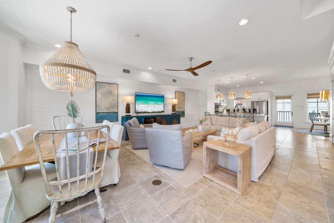 49 Pleasant St #1511633P - Photo 2 of 50