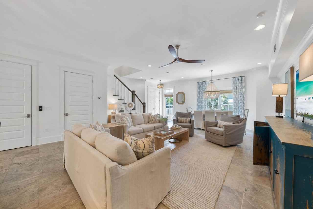 49 Pleasant St #1511633P - Photo 4 of 50