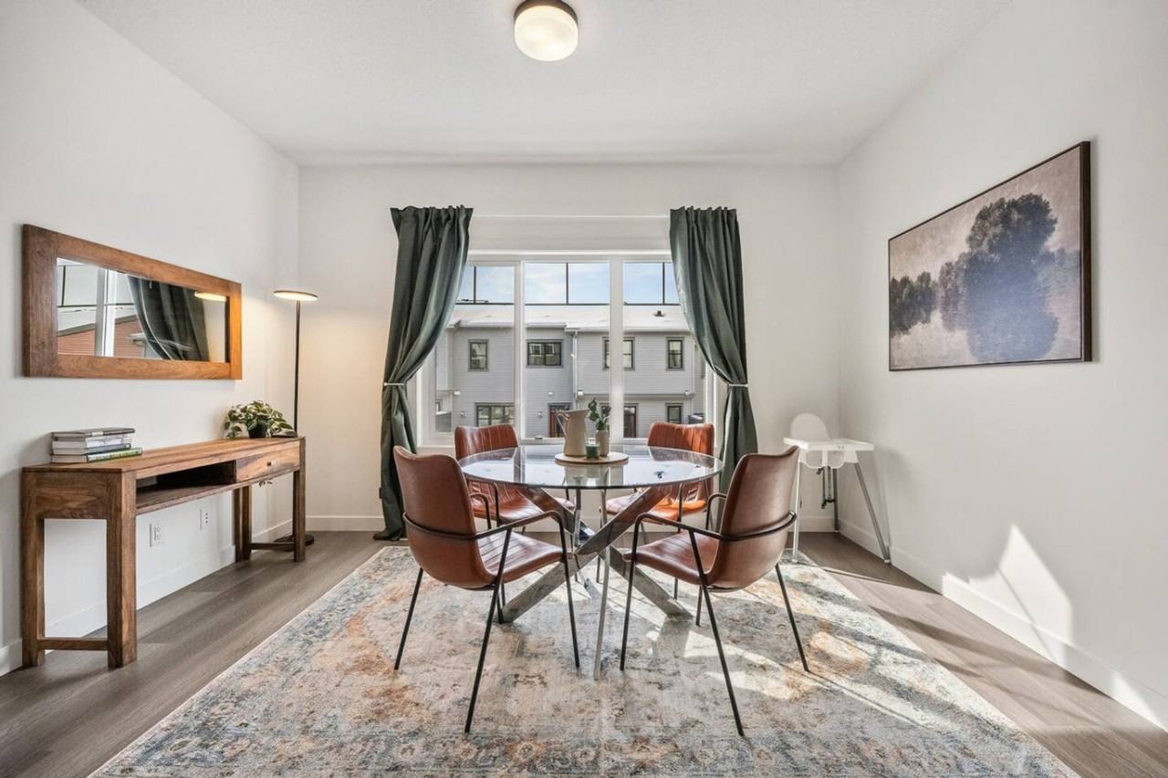 2231 81 St Sw #1511975P - Photo 7 of 50