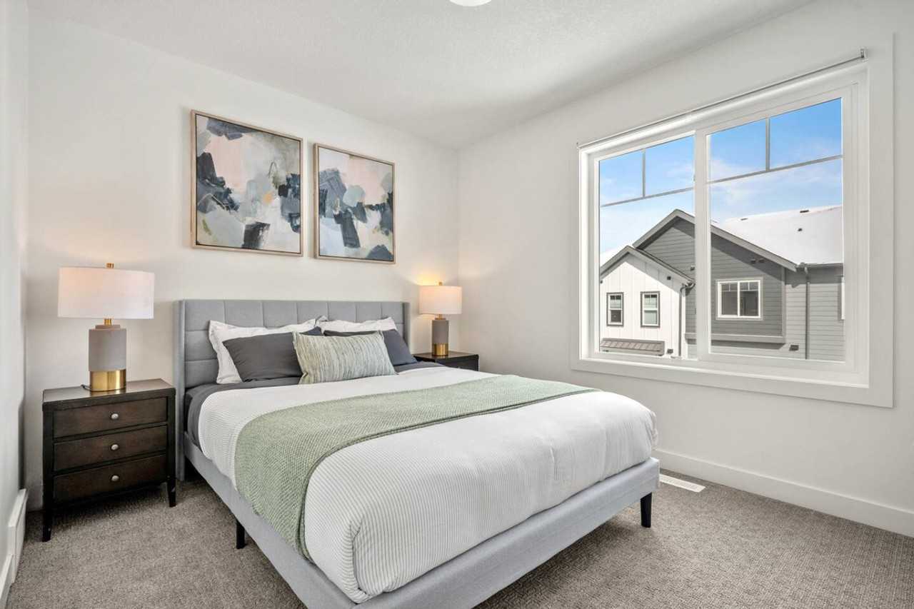2231 81 Street South West - Photo 7 of 50