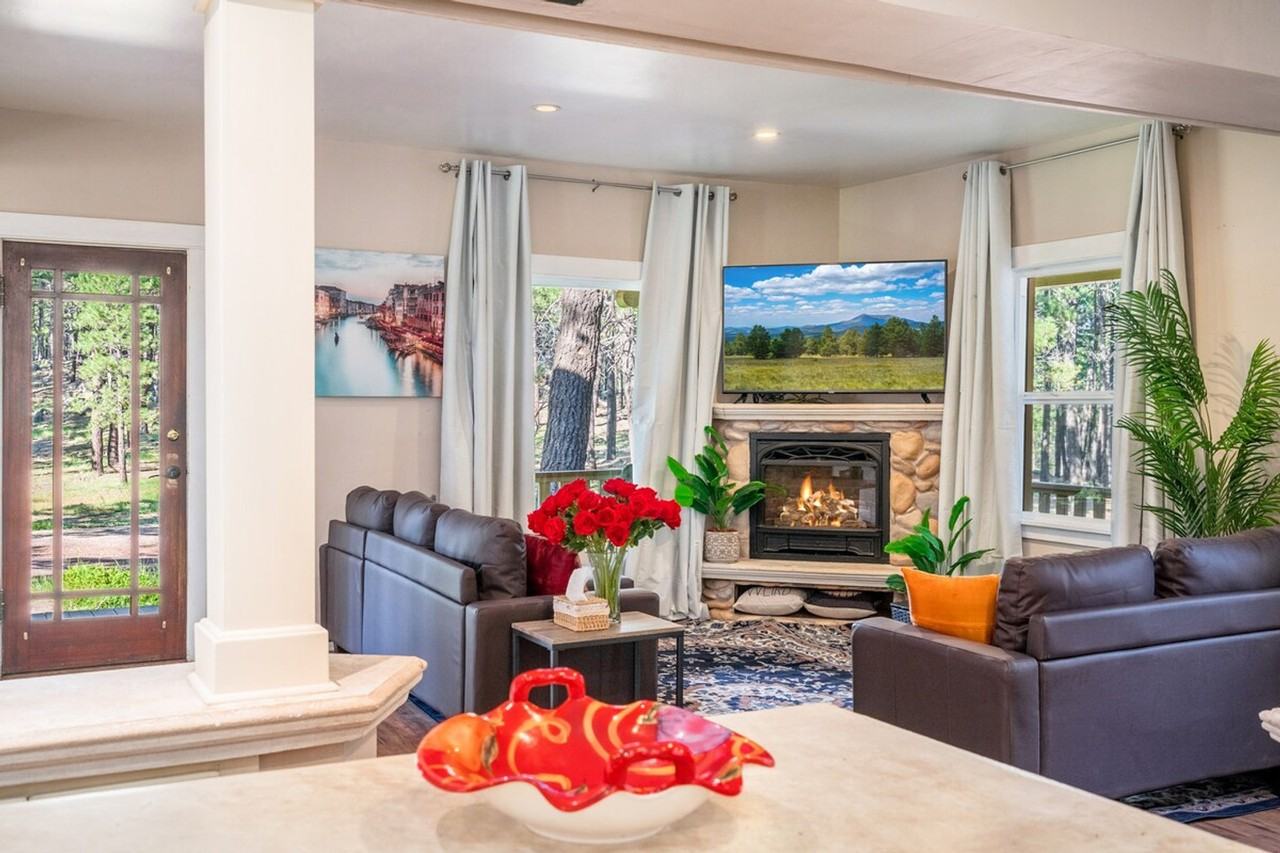 4955 Hidden Hollow Rd #1511750P - Photo 3 of 49