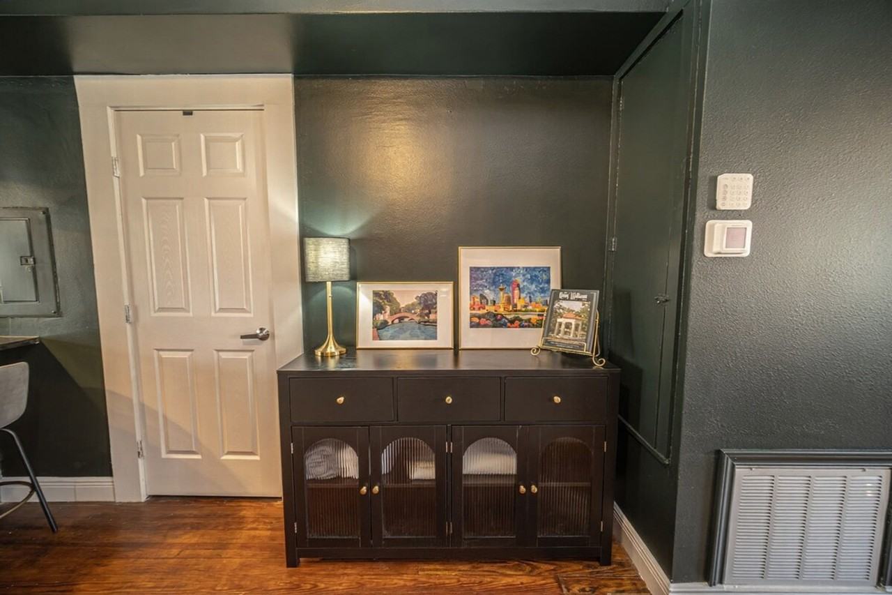 309 King William #1295567P - Photo 2 of 27