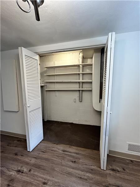 94 View St #5 - Photo 4 of 7