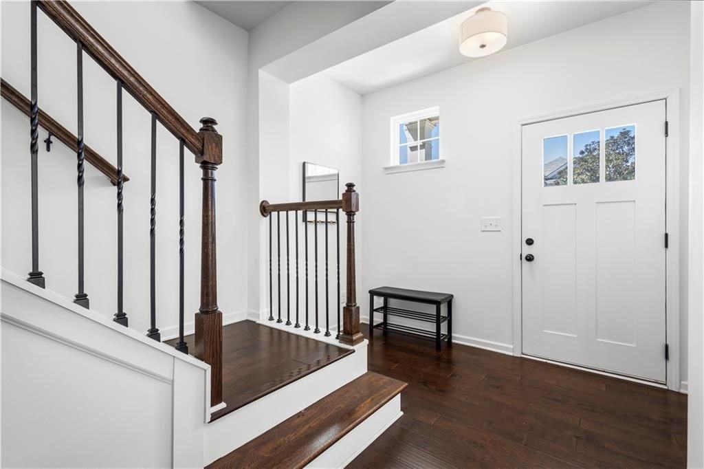 869 Venture Way Sw - Photo 5 of 27