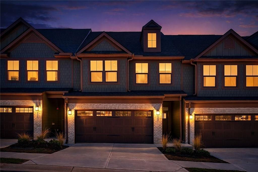 325 Enchanted Ct - Photo 2 of 38