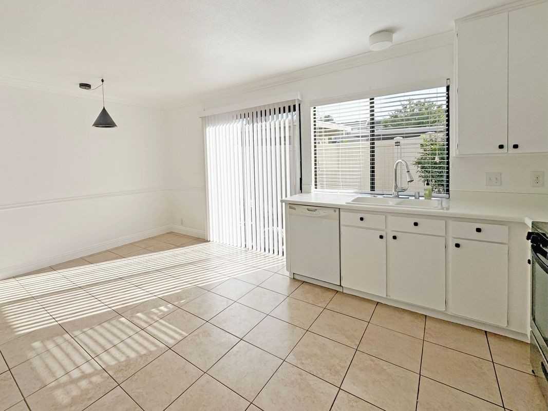 13 Sage - Photo 4 of 7