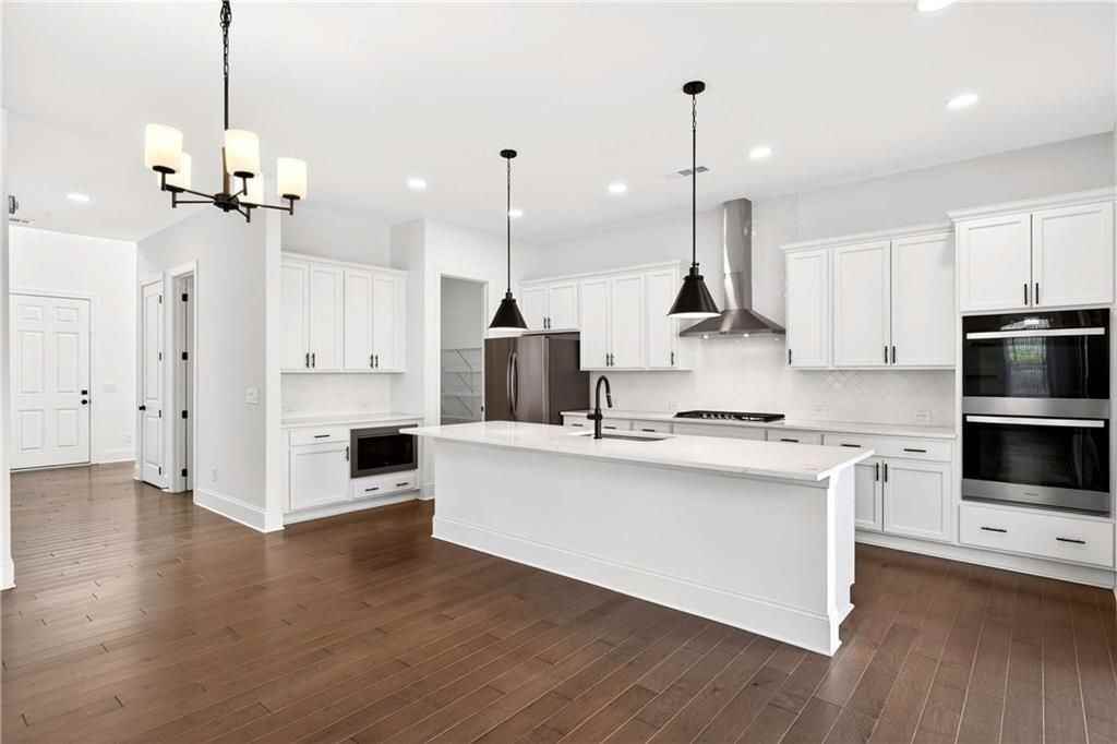 395 Tillman Pass - Photo 3 of 35