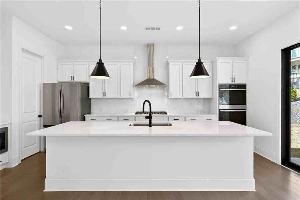 395 Tillman Pass - Photo 5 of 35