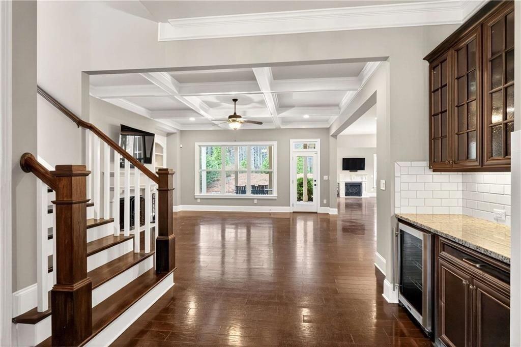 2607 Lulworth Ln - Photo 6 of 50