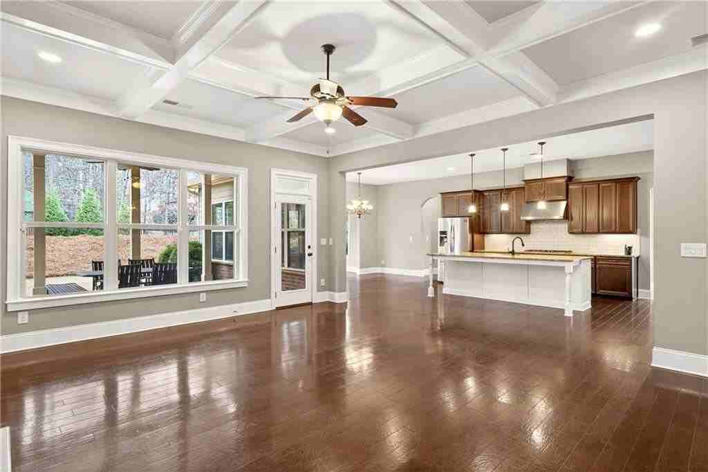 2607 Lulworth Ln - Photo 7 of 50