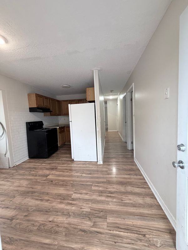 92 Arch St ##2 - Photo 2 of 5