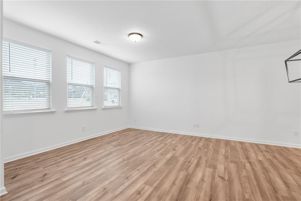 1637 Winpost Ln Nw - Photo 6 of 33